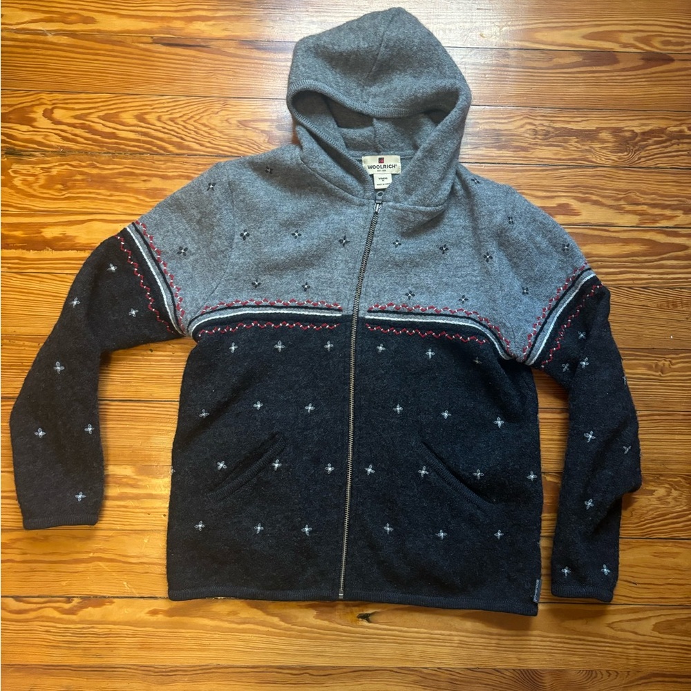 Woolrich Gray and Black Zip-Up Sweater